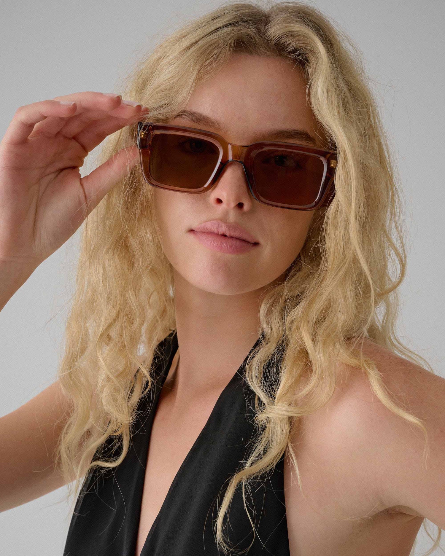 SZDC03DIX_FWNHZL_7_1766020739