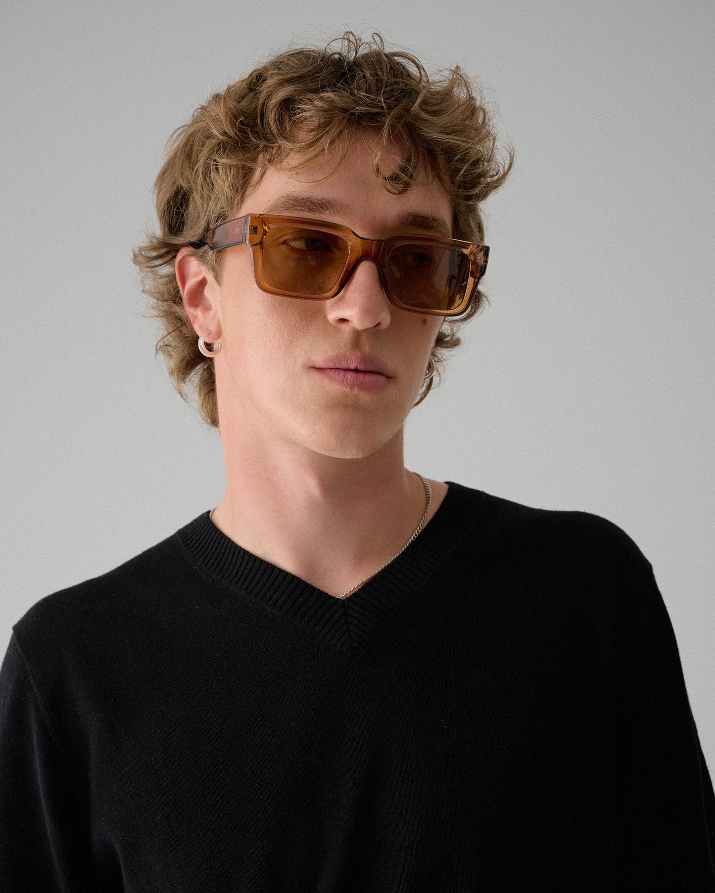 SZDC03DIX_FWNHZL_9_1766020806