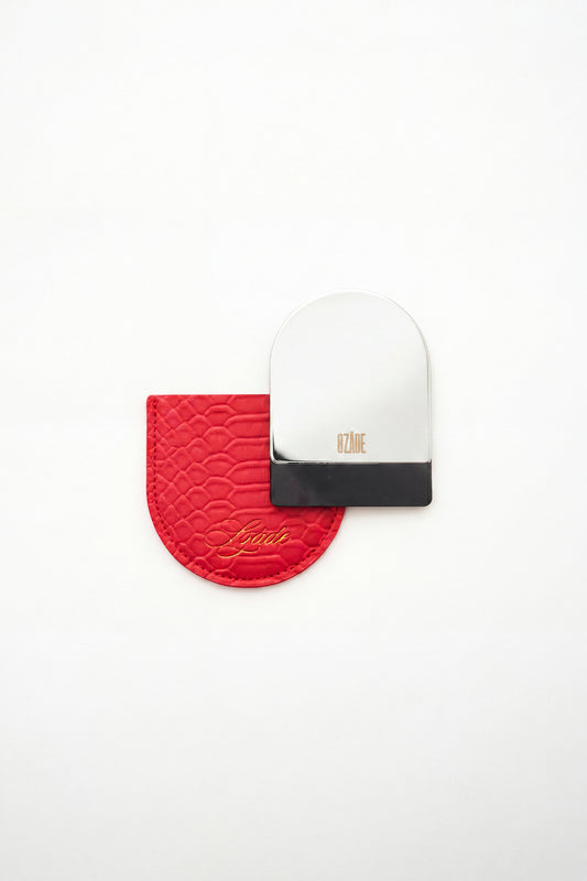 SZADE - the compact ; red snakeskin