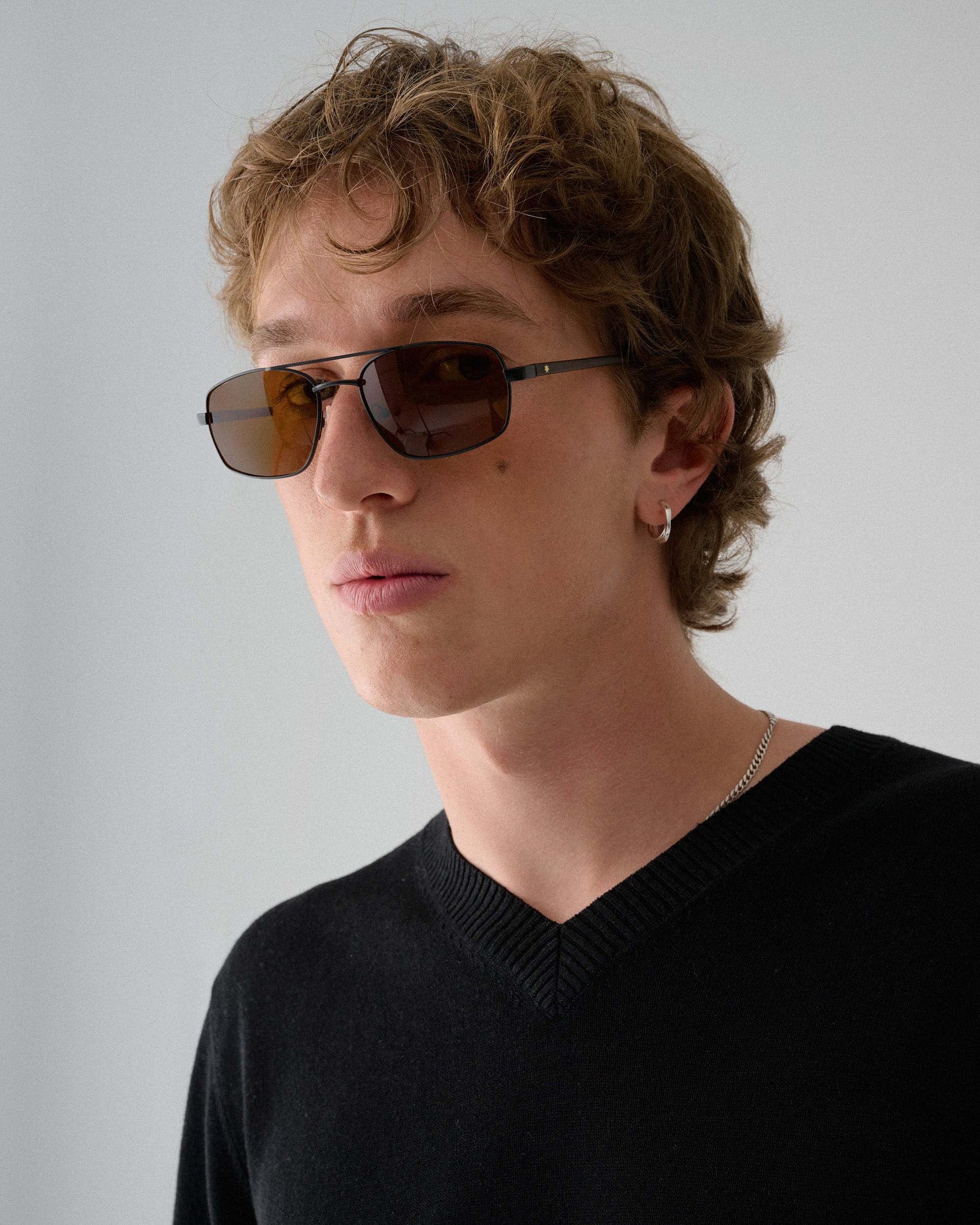 SZADE - astley ; matte black / hazelnut